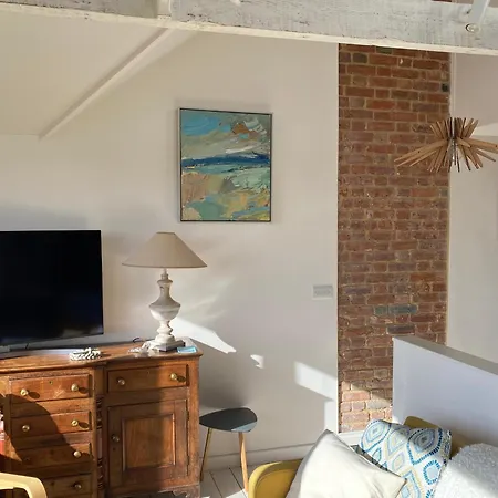 5 Seaview Private Parking